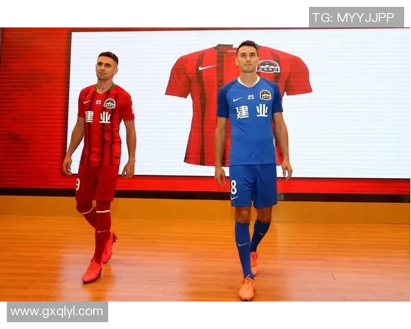 超值足球明星亲笔签名球衣限量发售让你拥有明星的荣耀 超值足球明星亲笔签名球衣限量发售让你拥有明星的荣耀