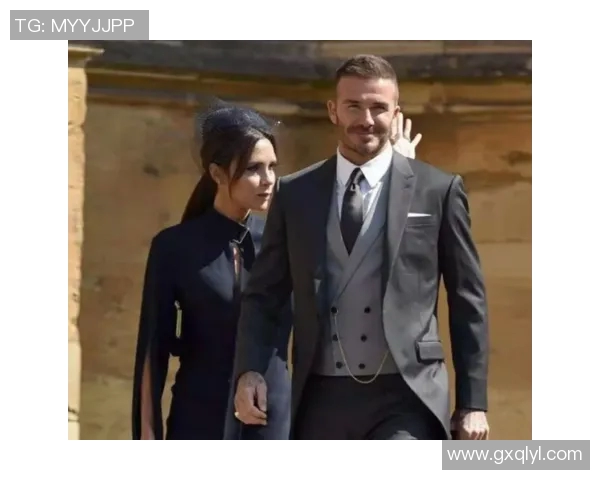 足球明星们的甜蜜合照瞬间展现友谊与激情的完美结合 足球明星们的甜蜜合照瞬间展现友谊与激情的完美结合