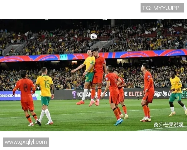 伤病困扰下的足球明星们如何重返赛场与辉煌的故事